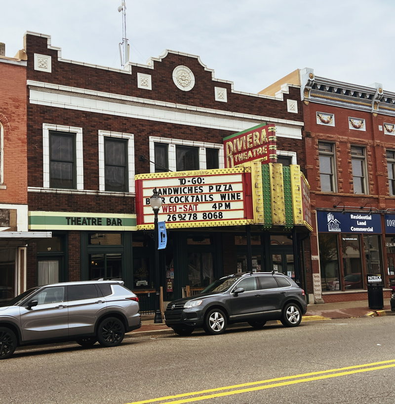 Riviera Theatre - Oct 22 2023 Photo (newer photo)